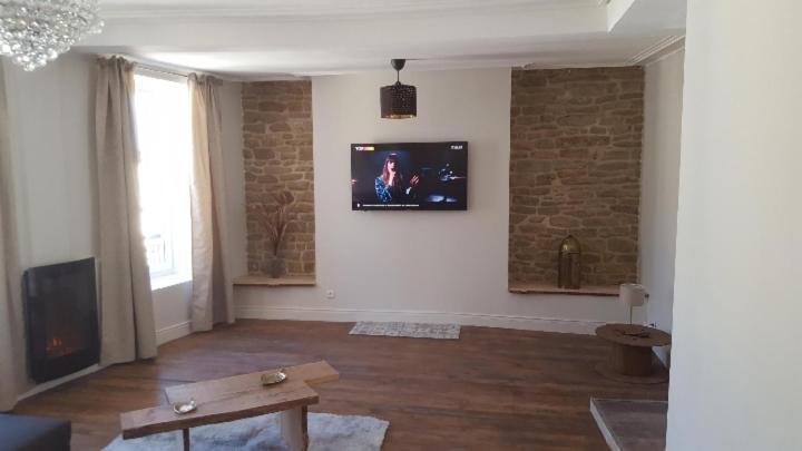 Appartement Spacieux Et Atypique Sedan Luaran gambar